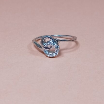 Timeless Unity: 925 Sterling Silver Infinity Knot Ring