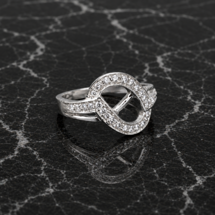 Enchanted Vine: 925 Sterling Silver Leaf Ring