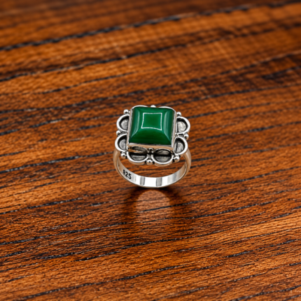 Sylvan Splendor: Sterling Silver Green Stone Ring