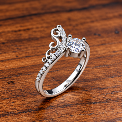 Regal Radiance: 925 Sterling Silver Crown