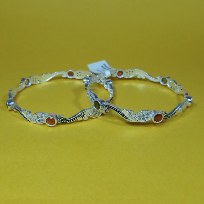 Regal Silver Kangan - Timeless Elegance for Every Occasion