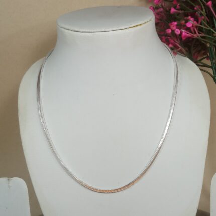 Elegant Silver Chain for Timeless Style