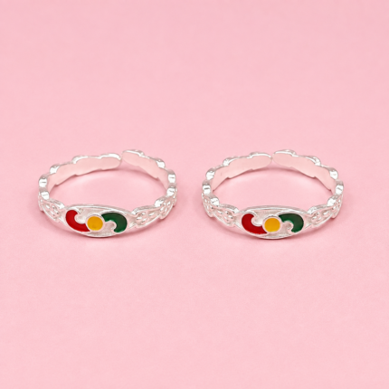 Serenity Sparkle: Silver Toe Ring for Subtle Glamour