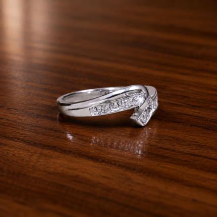 Celestial Elegance: 925 Sterling Silver Ring with Stellar Design