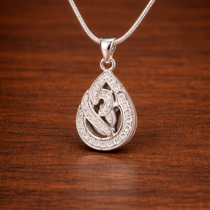 Radiant Reverie: Embrace Timeless Beauty with Our Exquisite Pendants