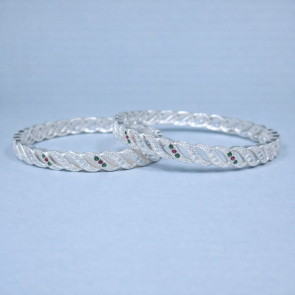 Radiant Silver Kangan - Exquisite Craftsmanship for Every Occasion