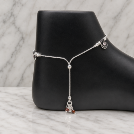 Radiant Silver Anklet: A Timeless Emblem of Elegance