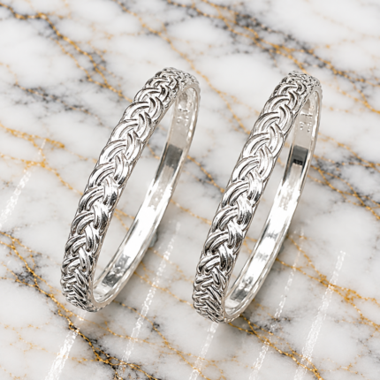 Elegant Kangan Bracelets: Embrace Tradition with Style