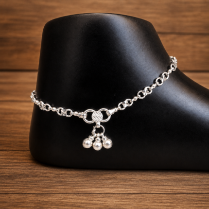 Radiant Silver Payal: A Symbol of Elegance and Tradition