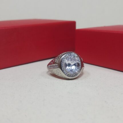 Ethereal Beauty Silver Ring: Timeless Grace