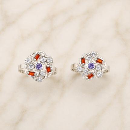 Silver Serenity: Delicate Toe Adornment