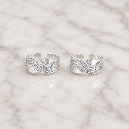 Glistening Grace - Silver Toe Ring