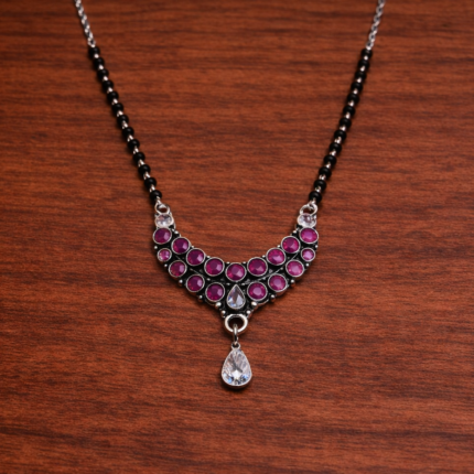 Timeless Silver Cutstone Oxidized Mangalsutra