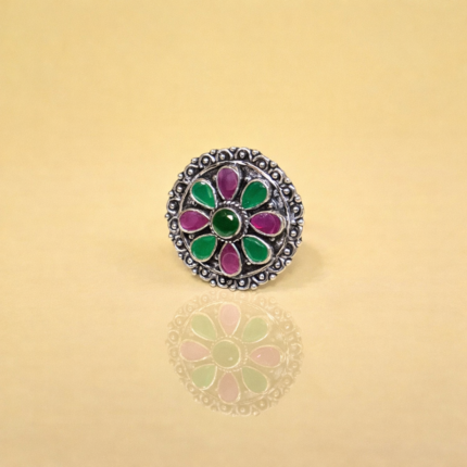 Ethereal Elegance: Silver Ring