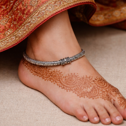 Elegance Enlaced: Leg Kada Series
