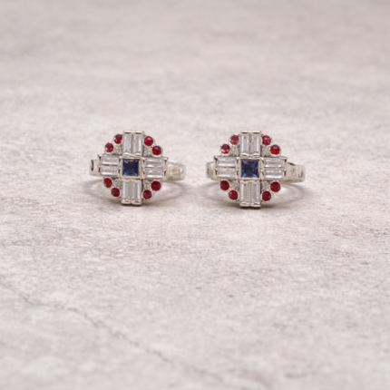 Shimmering Silver Toe Ring: Effortless Glamour