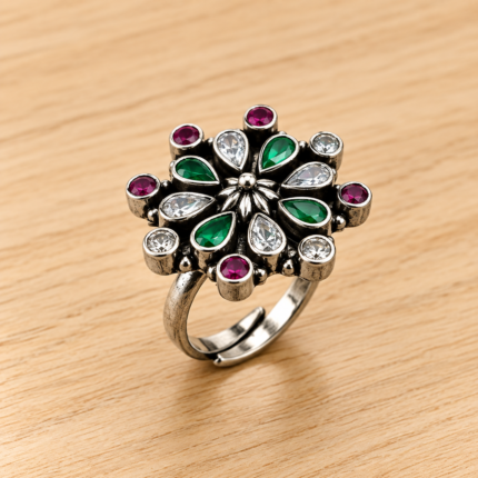 Enchanting Silver Swirl Ring