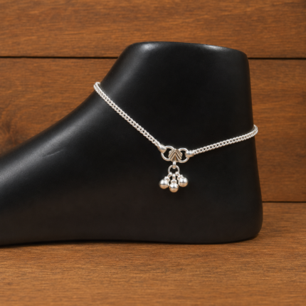 Sparkling Silver Payal - Traditional Elegance for Your Feet