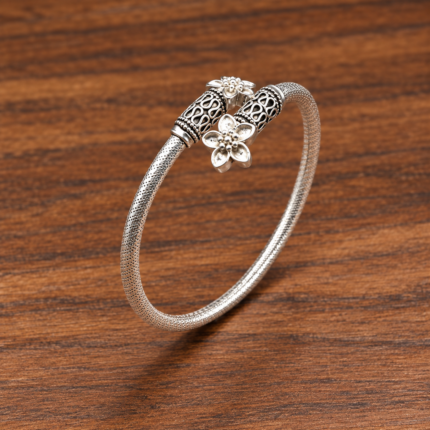 Timeless Reverie: Oxidized Beauty Kada