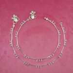 Radiant Reverie: Silver Payal with Intricate Detailing