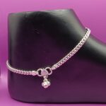 Elegant Silver Payal with Intricate Design