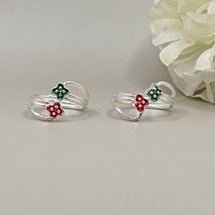 Sculpted Whispers: Timeless Toe Rings for Subtle Sophistication