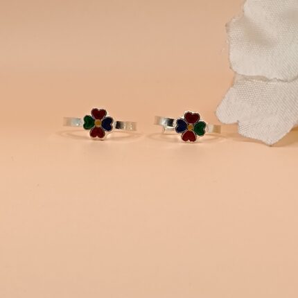 Radiant Silver Toe Ring: Effortless Elegance