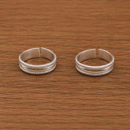 Toe Harmony: Adorn Your Steps with Elegant Rings