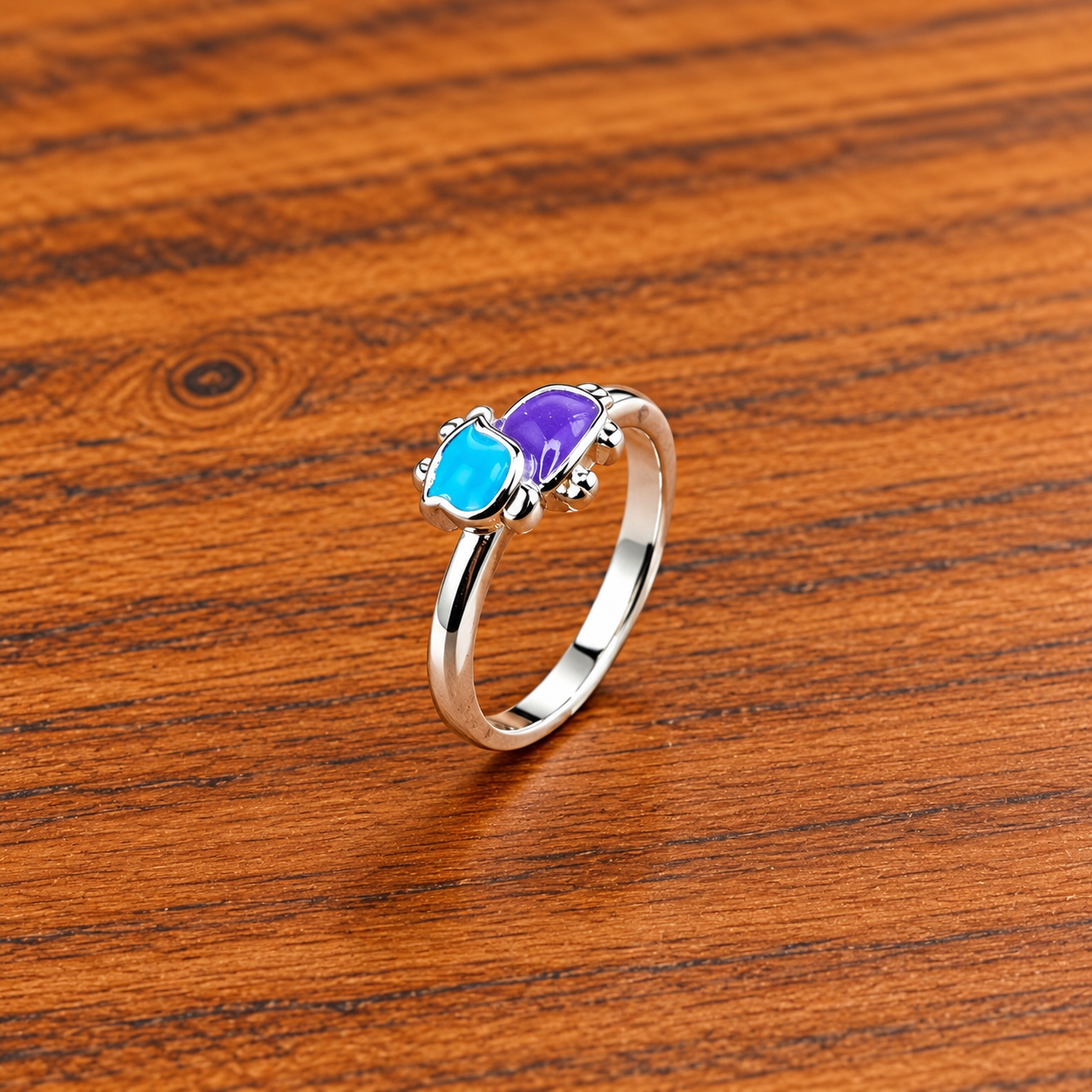 Twin-Stone Silver Ring on Warm Wood Cat Hug: Kids 925 Silver Kat Face Ring