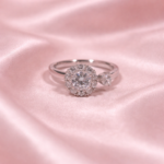 Modern Silver Radiance: The Essential Trendy Ring