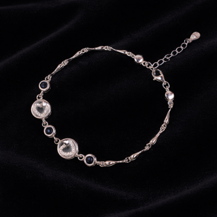 Silver Heart Bracelet: A Stylish Symbol of Affection