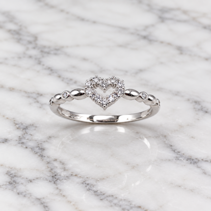 Versatile Freesize Sterling Silver Heart Ring: Timeless Elegance