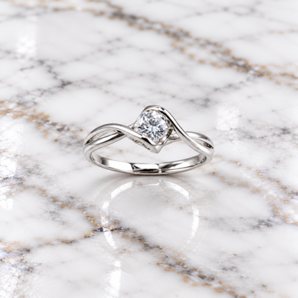 Modern Sophistication: Trendy Free-Size Silver Ring