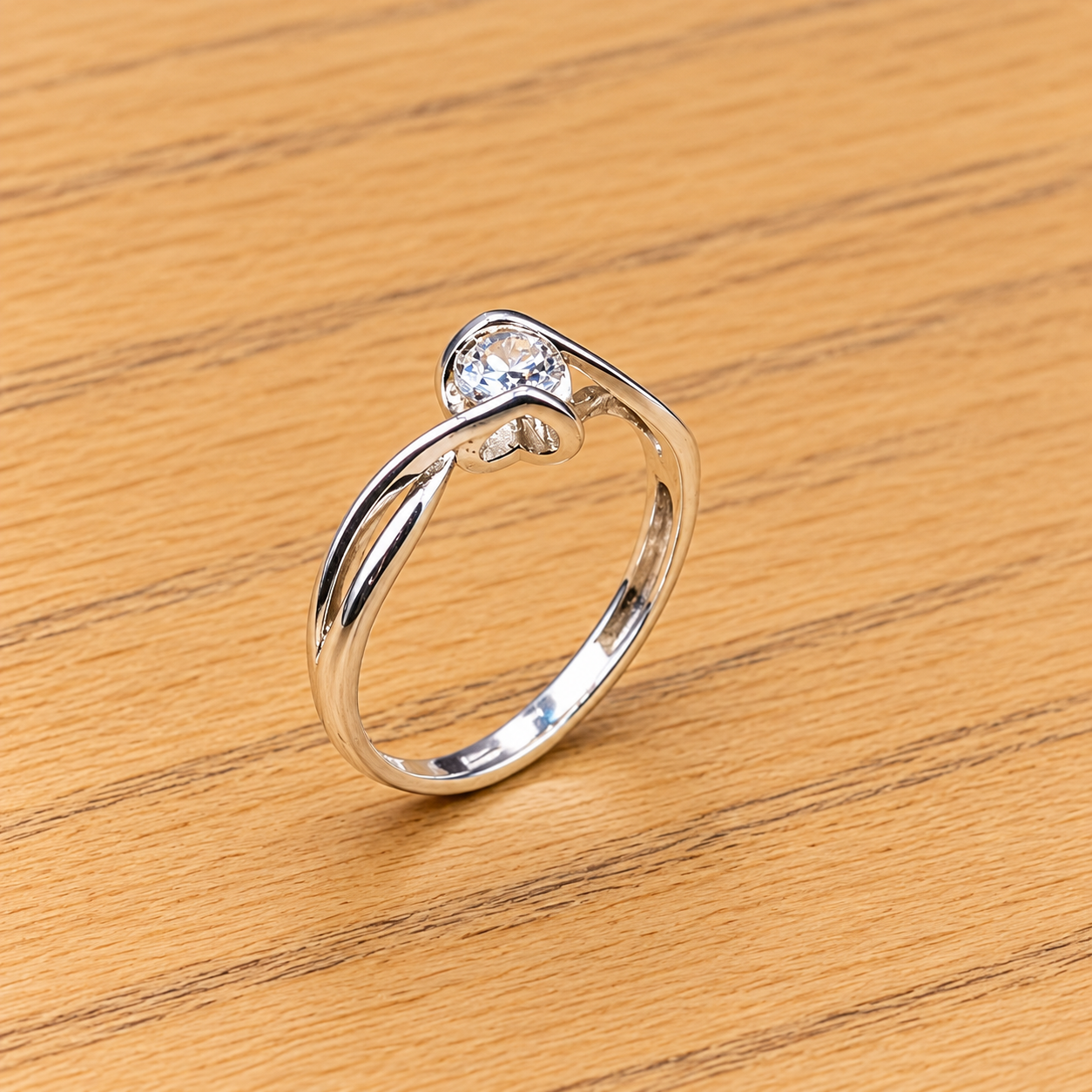 Modern Sophistication: Trendy Free-Size Silver Ring