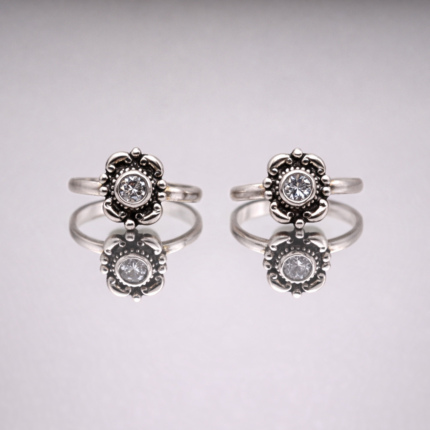 Divine Gleam: Sterling Silver 925 Bichiya