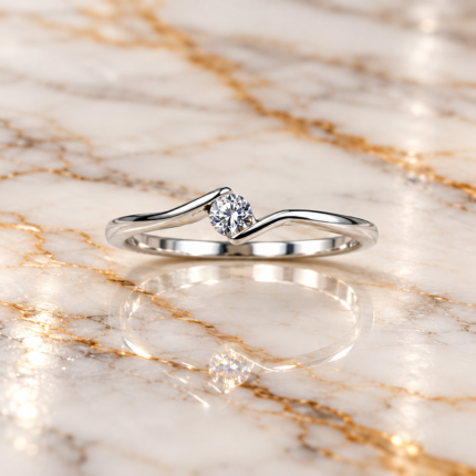 Ethereal Glow: Sterling Silver Solitaire Ring
