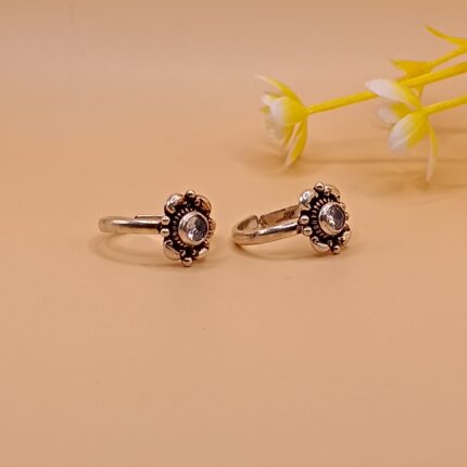 Divine Gleam: Sterling Silver 925 Bichiya