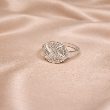 Silver Serenity: A Delicate Emblem of Timeless Beauty