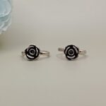 Blooming Beauty: Sterling Silver Rose Toe Ring