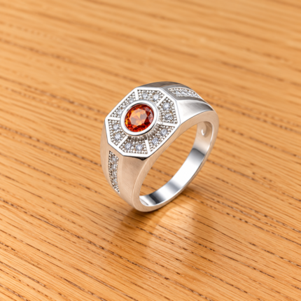 Stately Silver: A Timeless Gents' Ring for the Modern Gentleman