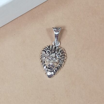 Regal Guardian: Silver Lion Pendant