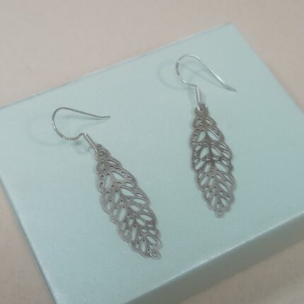 Radiant Reflections: 925 Sterling Silver Women's Earrings