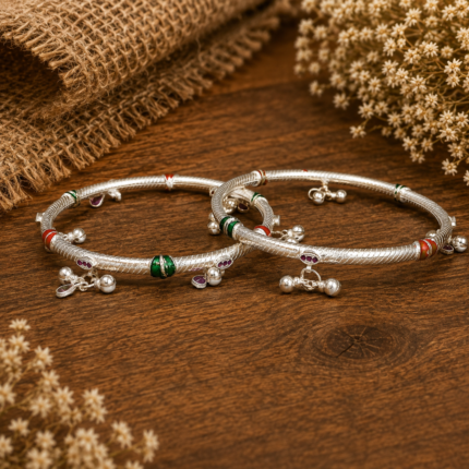 Eternal Grace Leg Kada: A Touch of Tradition