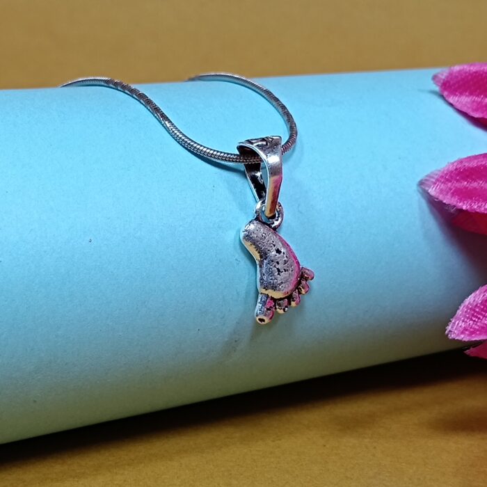Tiny Toes: Silver Baby Foot Pendant