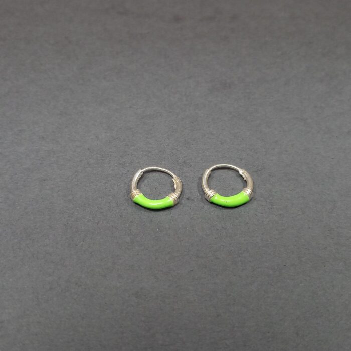 925 Sterling Silver Stud Earrings: Simple Sophistication