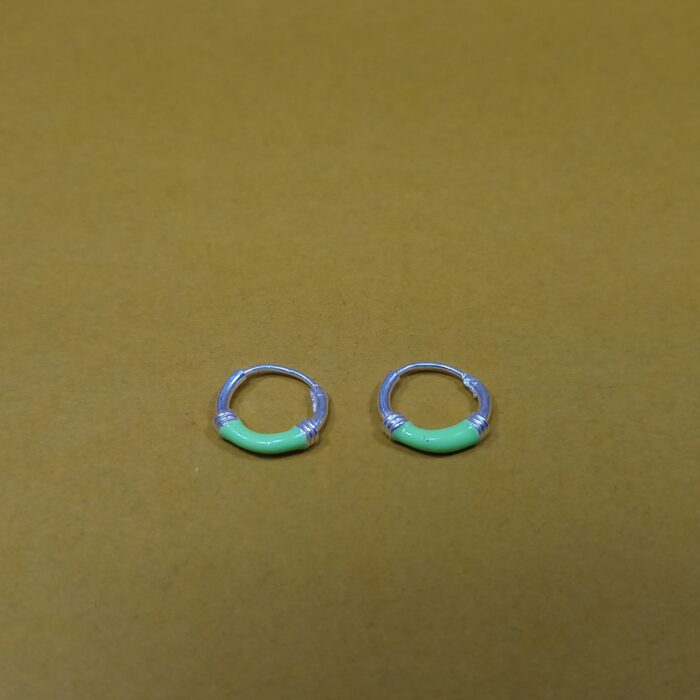 925 Sterling Silver Stud Earrings: Simple Sophistication