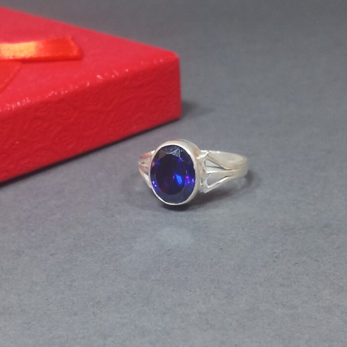 Contemporary Men's Silver Ring