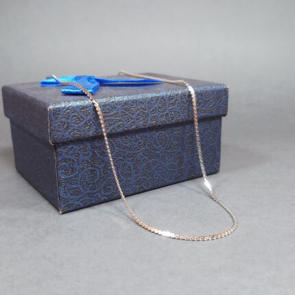 Elegant 925 Sterling Silver Chain - Timeless Sophistication