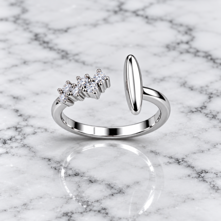 925 Sterling Silver Ring with Intricate Detailing