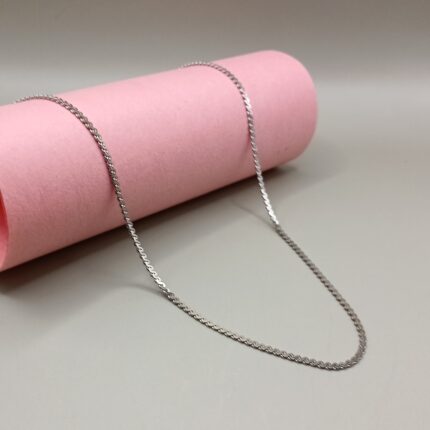 Elegant 925 Sterling Silver Chain - Timeless Sophistication